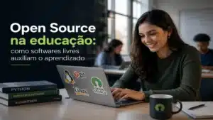 Estudante utilizando notebook com softwares open source em ambiente educacional moderno, representando como tecnologias livres auxiliam o aprendizado de programação e desenvolvimento digital.